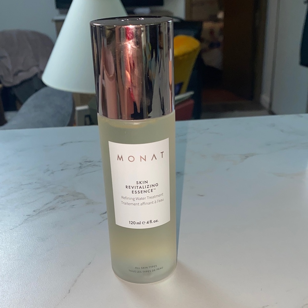 MONAT Skin Revitalizing Essence